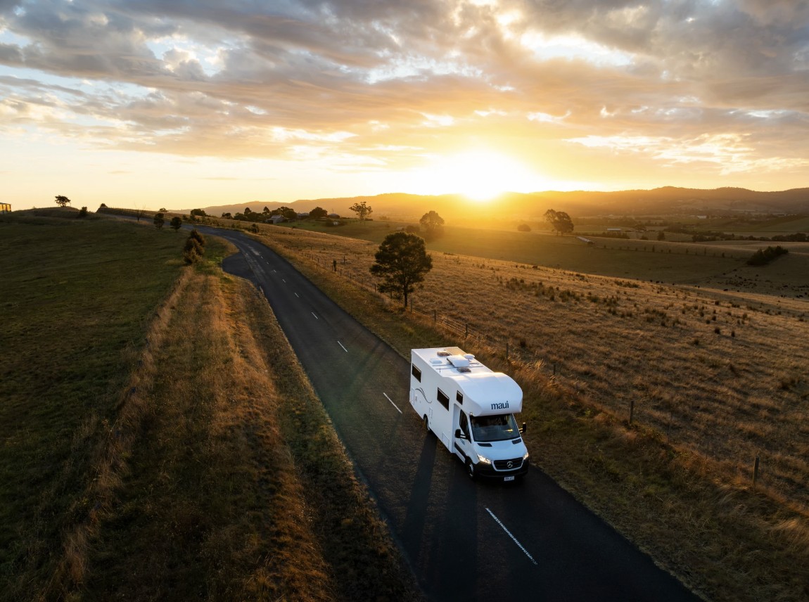 Motorhome rental in Australia  Rent an RV road trip in Australia route plan